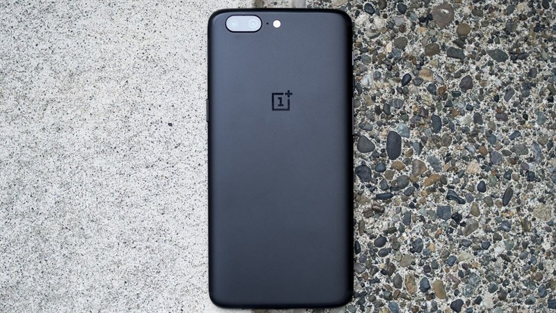 Lộ hình ảnh Render OnePlus 5T với viền màn hình siêu mỏng