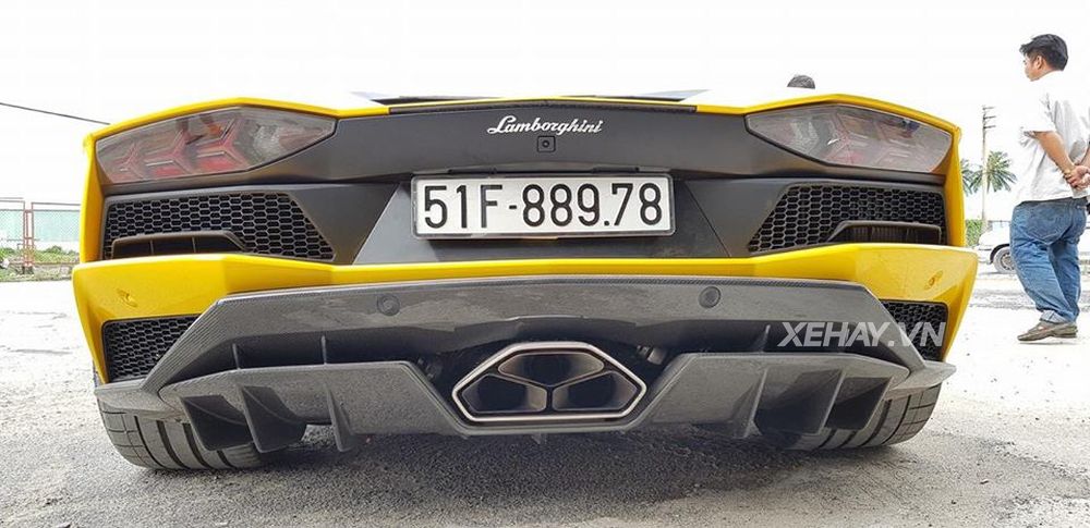 Lamborghini Aventador S đầu tiên tại Việt Nam đã được ra biển trắng, giá dự  đoán là 48 tỷ đồng » Cập nhật tin tức Công Nghệ mới nhất 