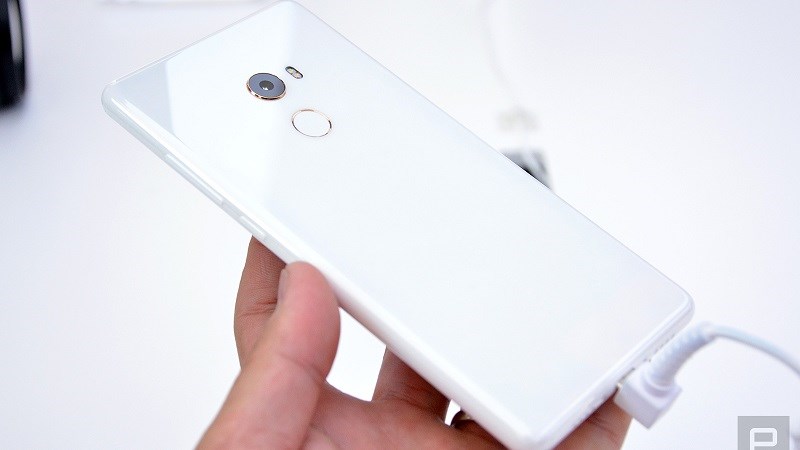 Mi Mix Ceramic xuất hiện trên TENAA, lên kệ vào tháng 11