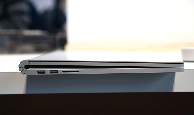 Microsoft bất ngờ ra mắt Surface Book 2: Core i7- 8650U, pin 17 tiếng