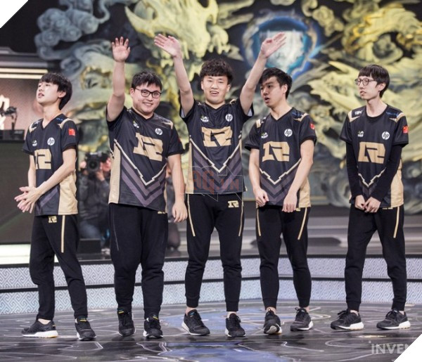 [Tứ Kết CKTG 2017 – 15:00 Ngày 21/10] RNG vs FNC: Liệu “câu chuyện cổ tích” của Châu Âu có được viết tiếp?