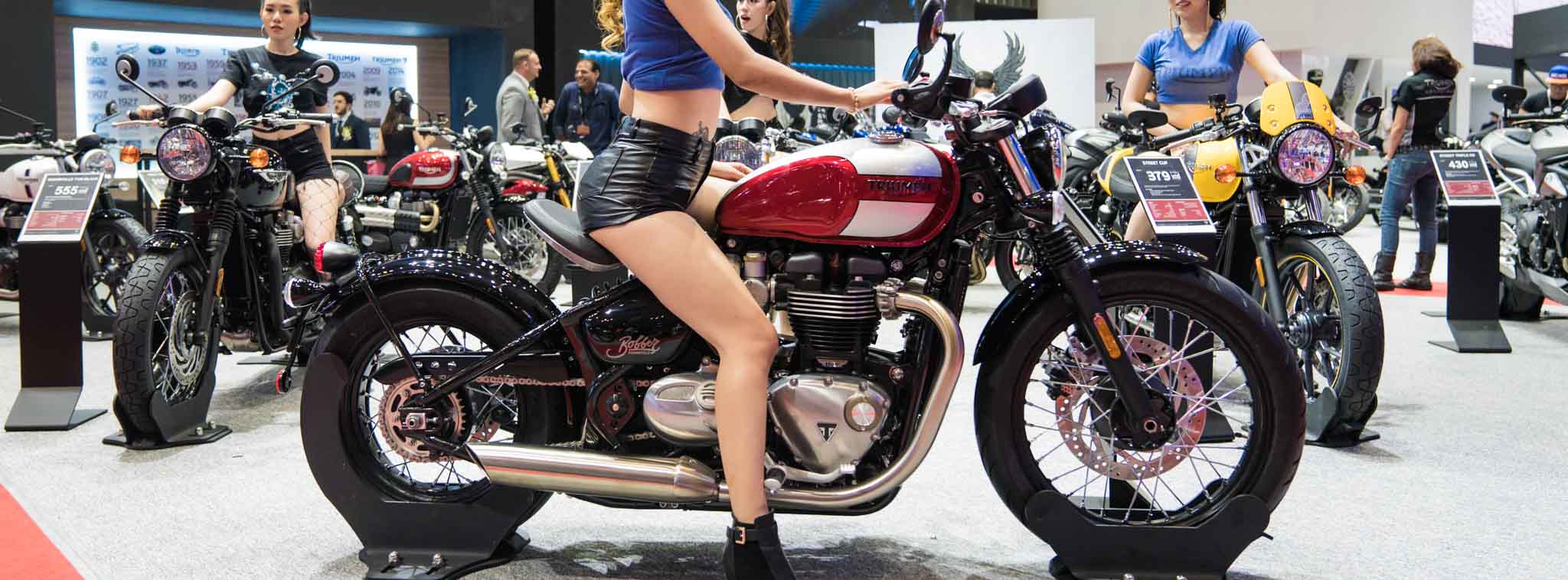 [VIMS 2017] Triumph Bonneville Bobber: mẫu xe “cơ bắp”, phân phối chính hãng, giá 569 triệu đồng