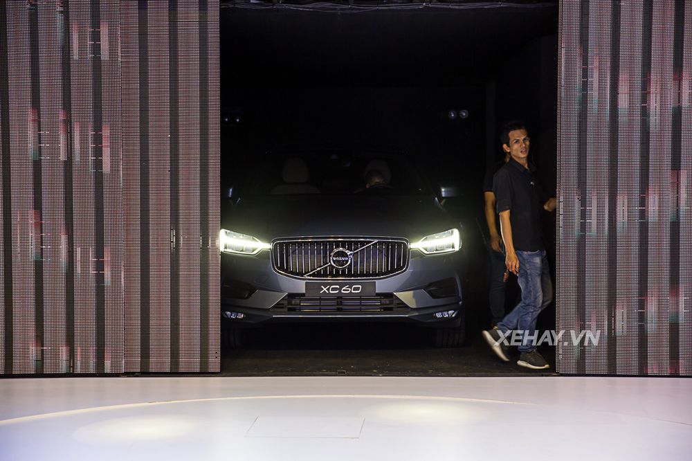[VIMS 2017] Volvo chính thức vén màn crossover sang trọng cỡ nhỏ The new XC60