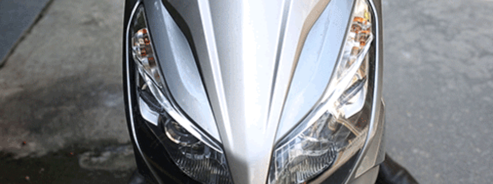 [Bạn có biết] Tại sao đèn xi nhan có màu hổ phách?