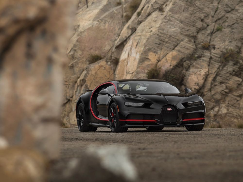 Bugatti Chiron phiên bản "Người dơi" được rao bán với giá 4 triệu USD