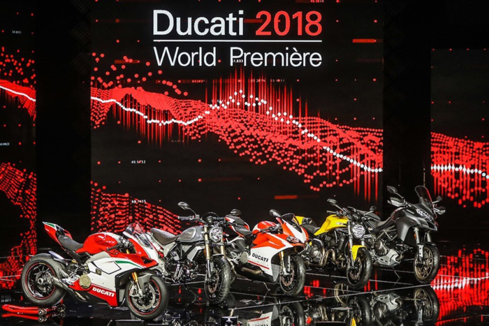 Ducati Panigale V4: Ông vua mới trong Thế giới superbike