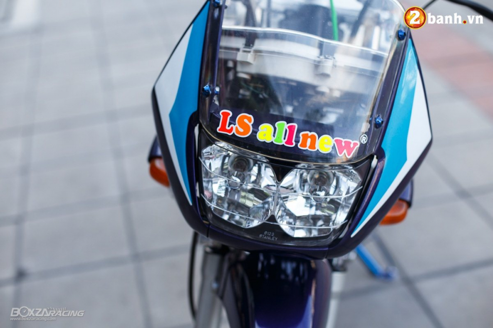 Với vài món đồ chơi có giá trị, Honda LS 125 trở nên nổi bật & phong cách hơn
