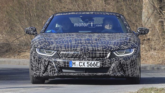 Rò rỉ hình ảnh nóng xe mui trần BMW i8 Roadster