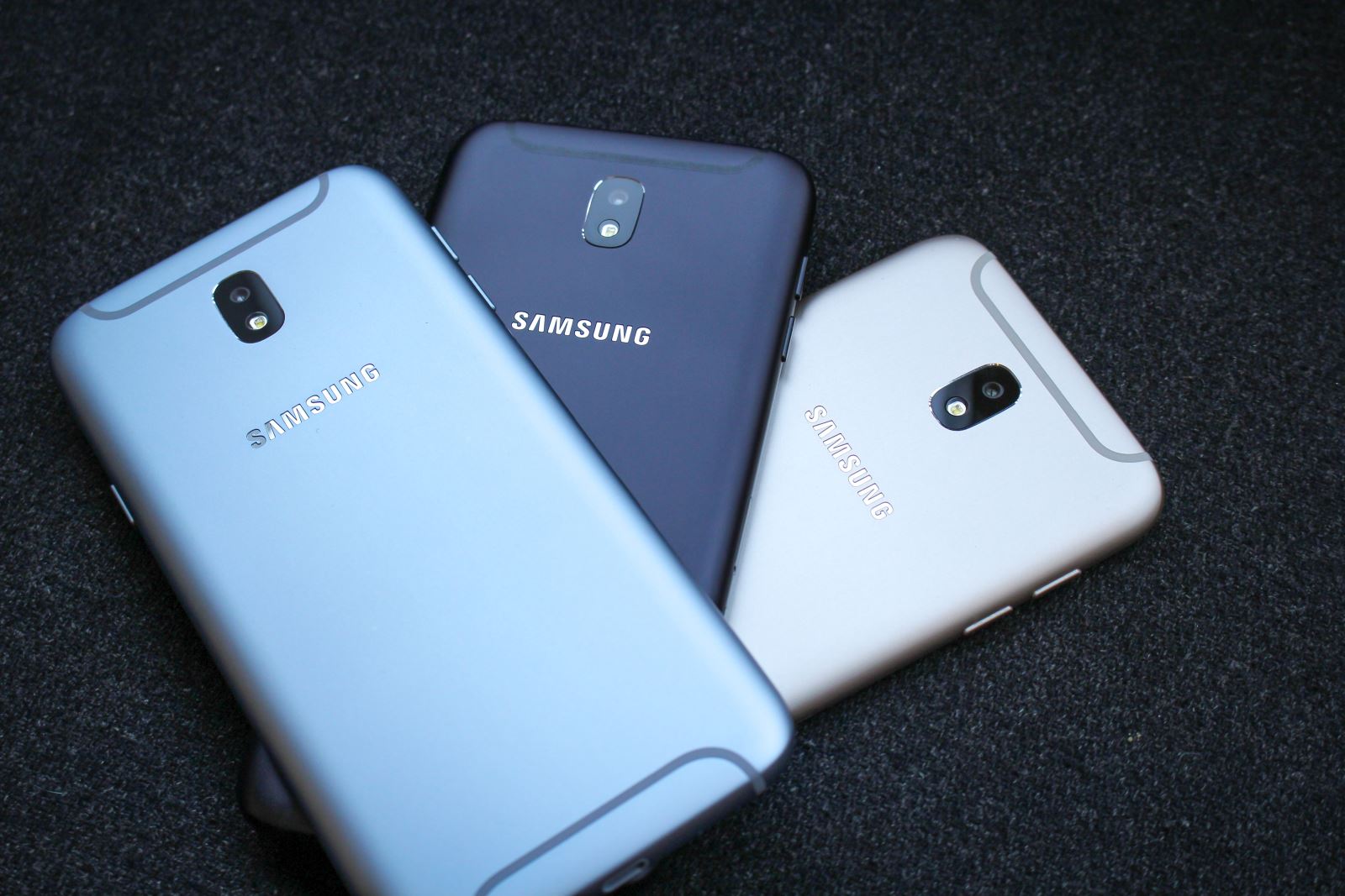 Điểm danh 5 smartphone bán chạy nhất tại Việt Nam năm 2017