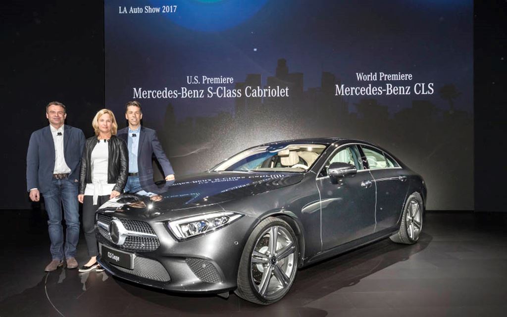 Dàn xe Mercedes-Benz khủng và cặp CLS thế hệ mới đổ bộ Los Angeles