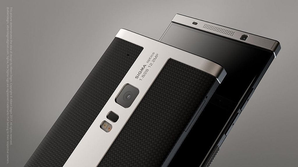 Khi BlackBerry cũng đi theo xu hướng màn hình vô cực nhưng vẫn giữ lại thiết kế truyền thống