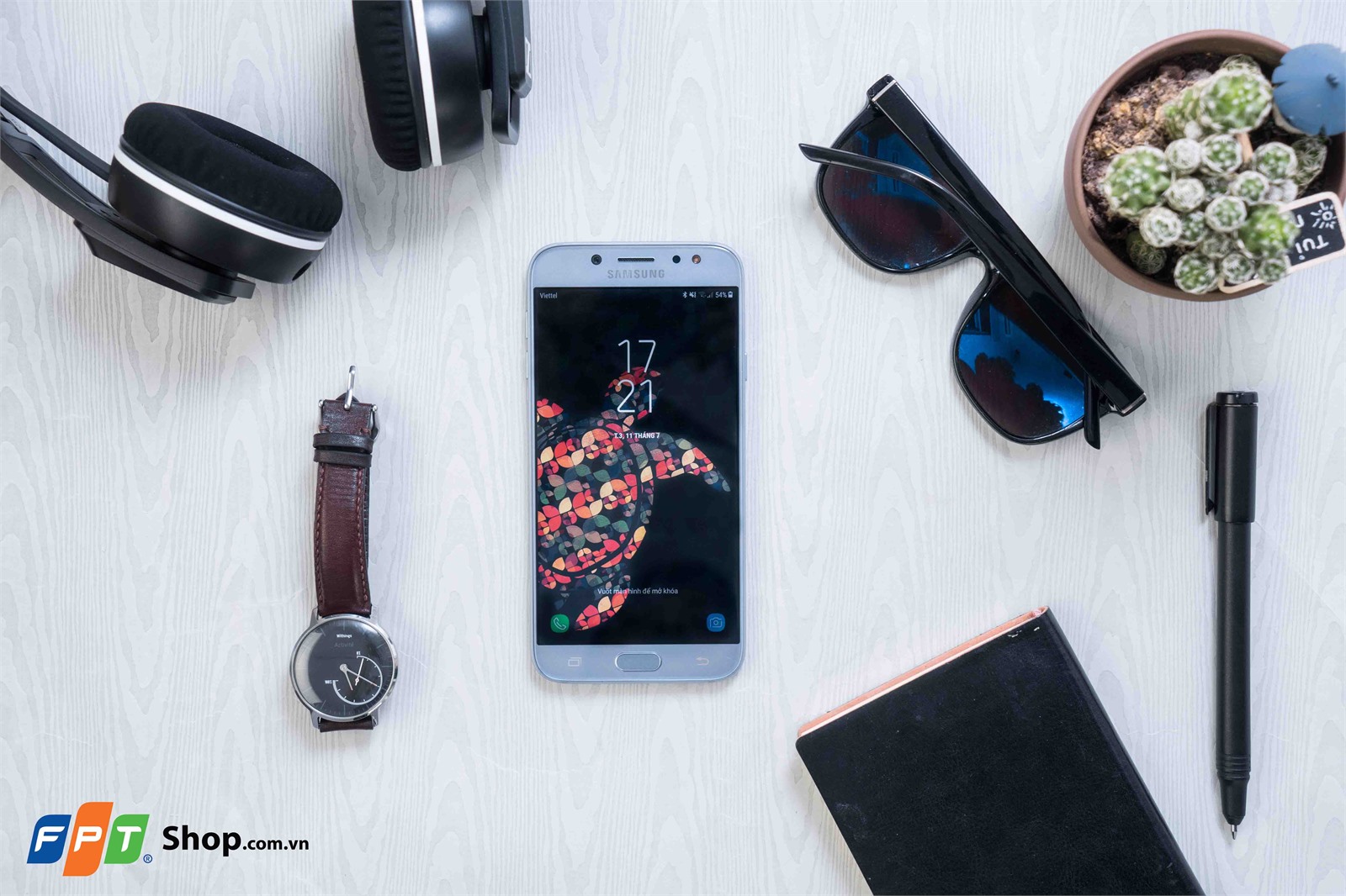 TOP 5 smartphone tầm trung xuất sắc nhất trong năm 2017