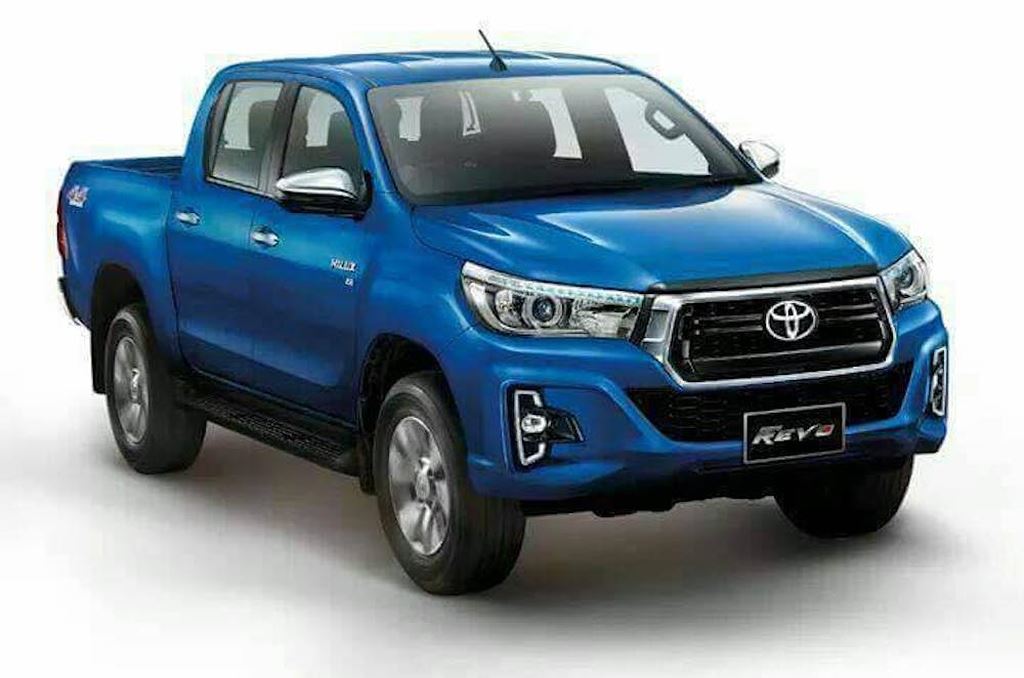 Toyota Hilux 2018 "siêu ngầu" với phần đầu mới