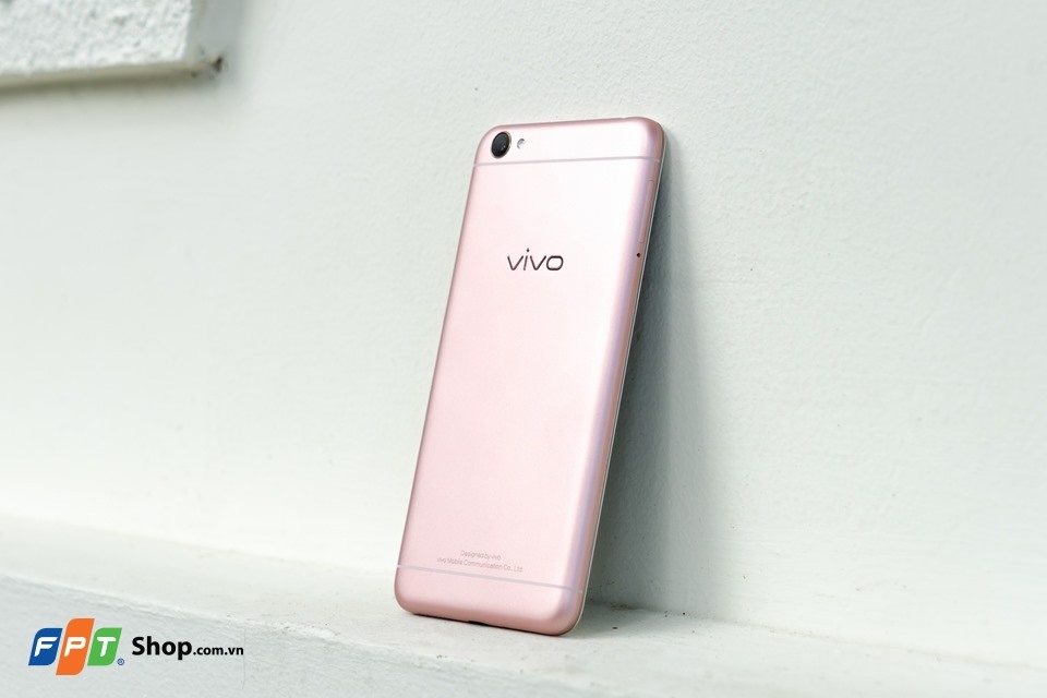 Vivo Y55 chỉ còn 3.390.000 đồng, liệu có đáng mua?