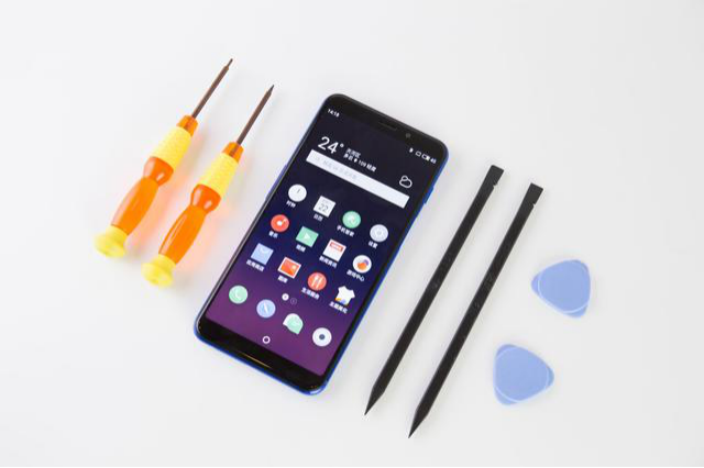 Chiêm ngưỡng hình ảnh “mổ bụng” mẫu smartphone tràn viền Meizu M6s