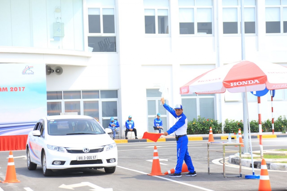 Tổng kết hoạt động lái xe an toàn năm 2017 của Honda Việt Nam