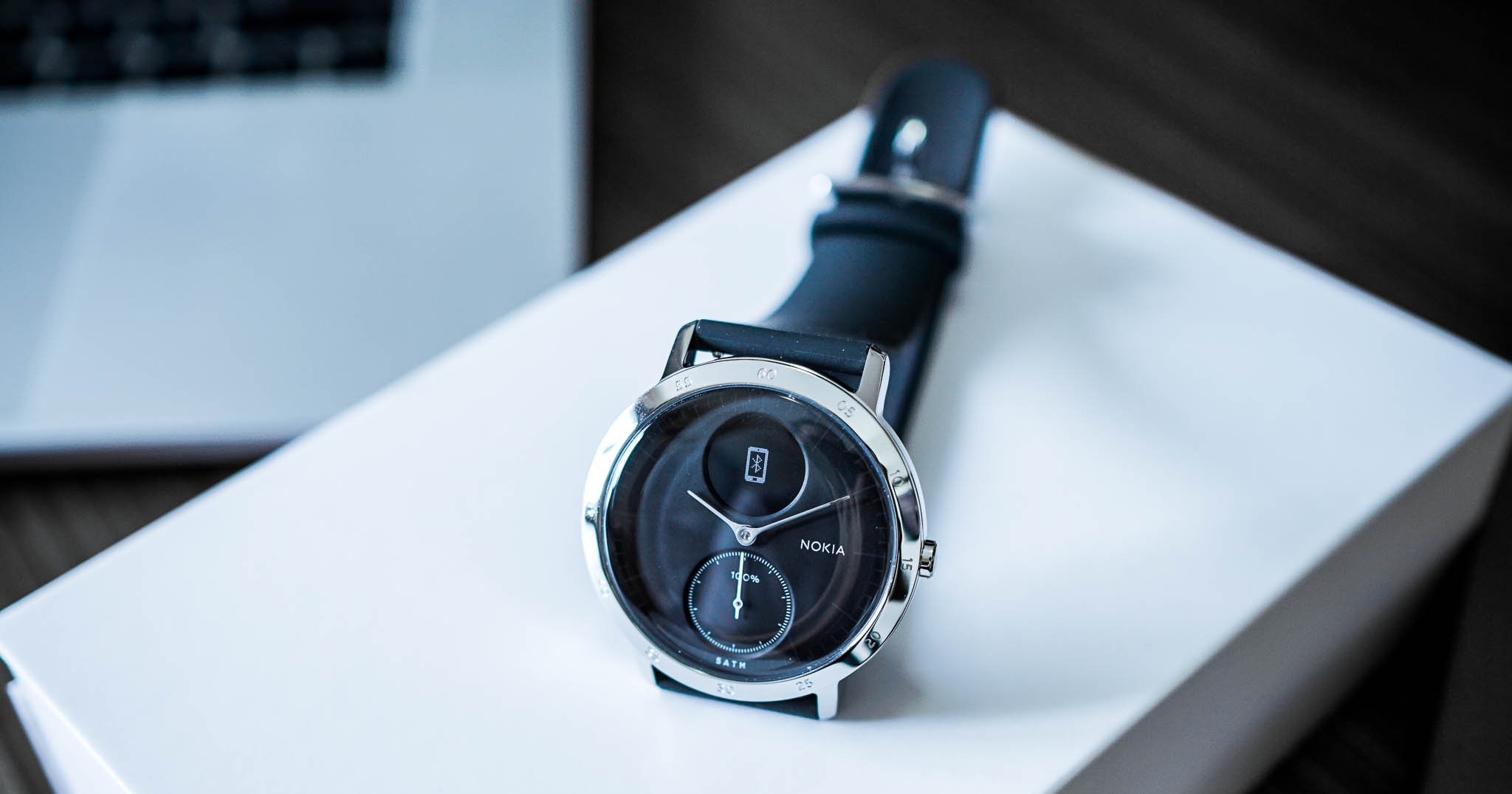 Trên tay Nokia Steel HR: đồng hồ hỗ trợ tập thể dục giá 5,4 triệu đồng