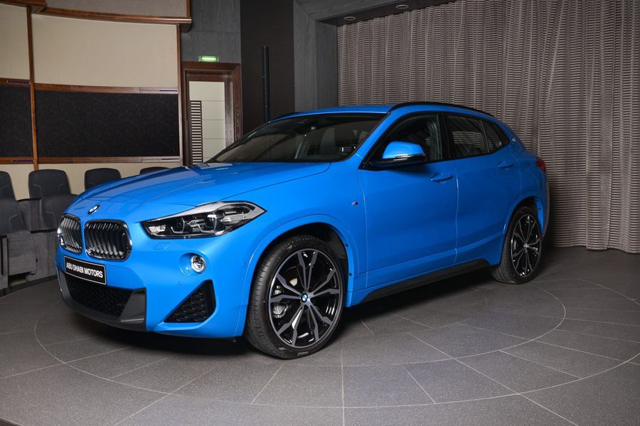 BMW X2 sDrive20i M Sport phủ xanh dương, trang bị gói nâng cấp M Sport