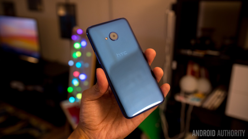 HTC sẽ ra mắt mẫu điện thoại tầm trung mang tên Desire 12