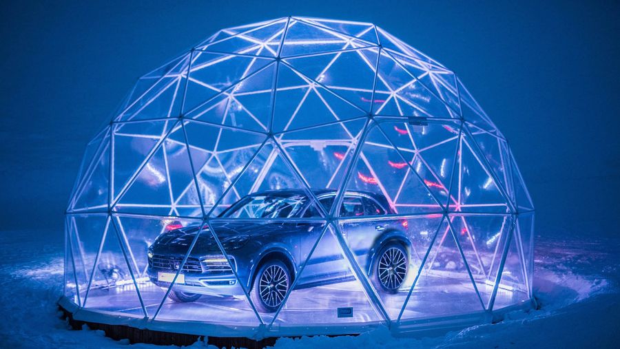 Căn phòng đặc biệt của Porsche nằm trên đỉnh núi Alps ở Pháp