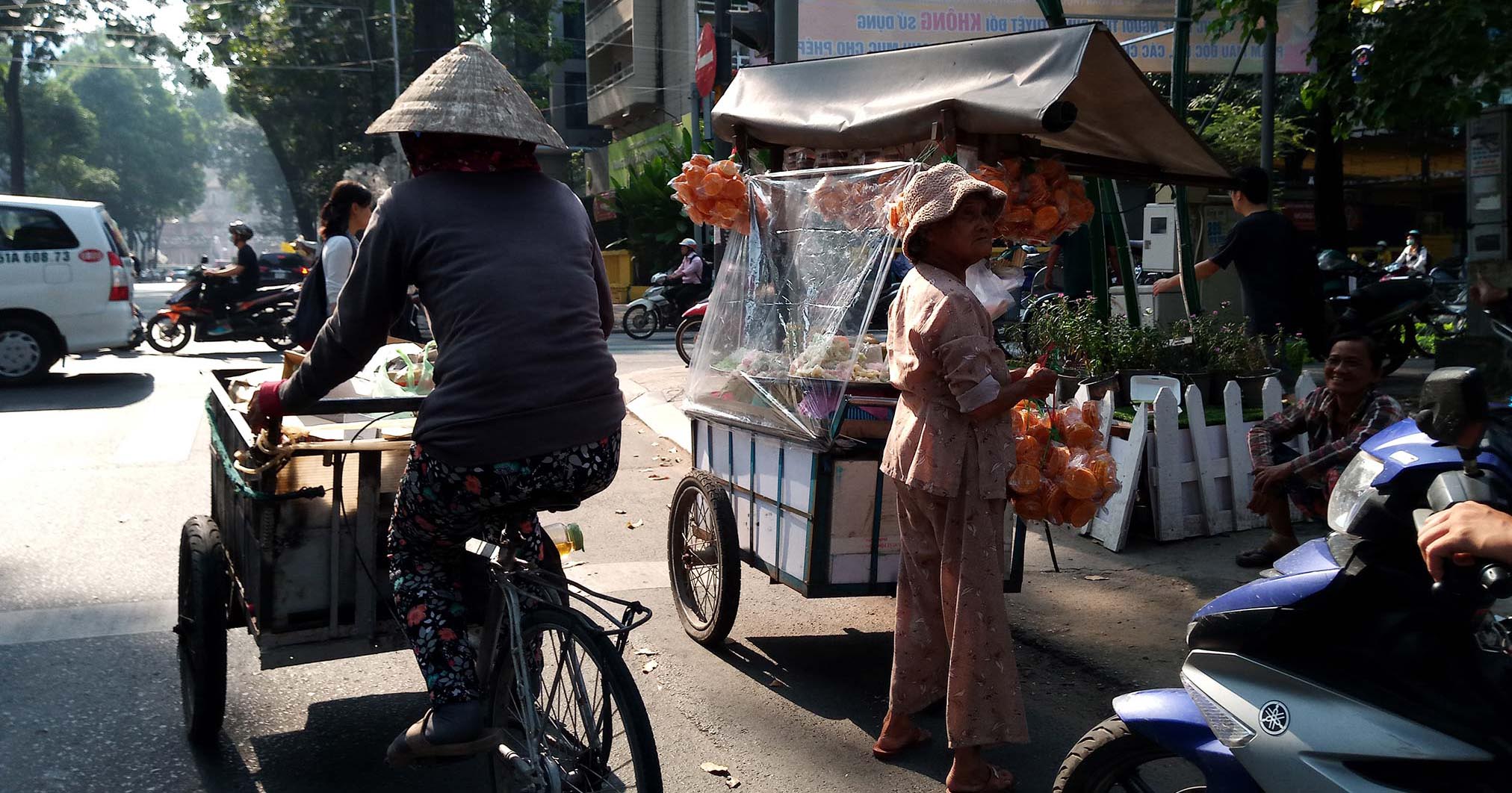 Trải nghiệm nhanh camera Zenfone Max Plus M1: Có HDR, chi tiết ổn, thiếu sáng kém