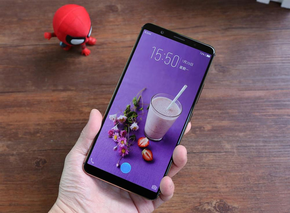 Trên tay Vivo X20 Plus UD: Smartphone đầu tiên tích hợp vân tay dưới màn hình