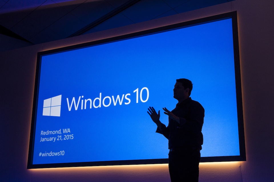 Windows 10 là hệ điều hành "cửa sổ" đứng đầu thế giới về độ phổ biến