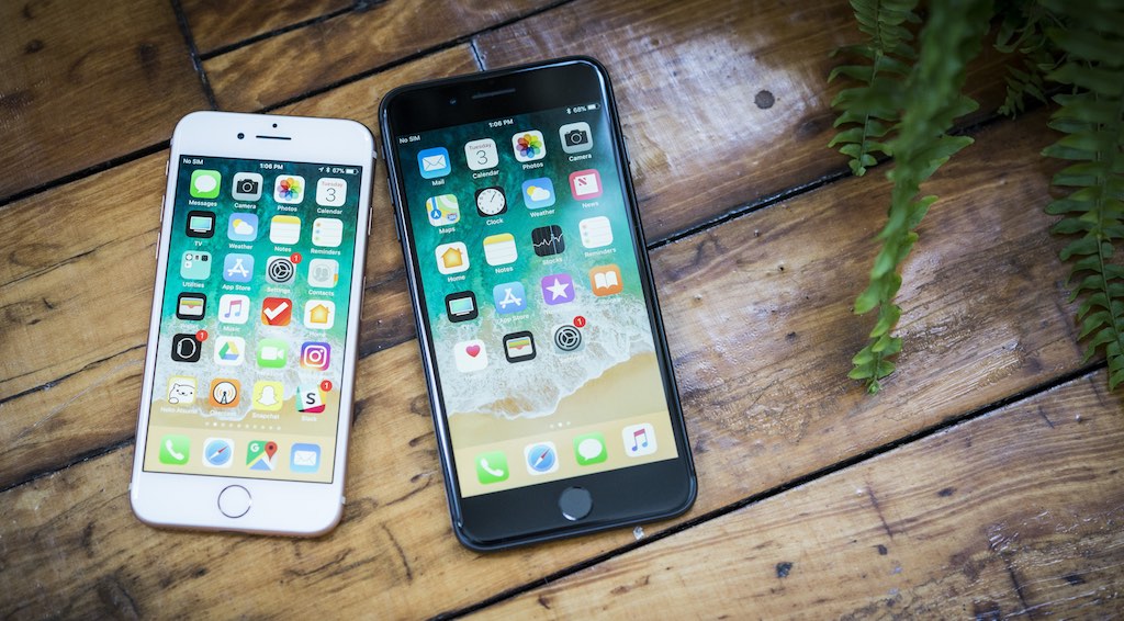 Phải chờ 47 năm mới mở khoá được iPhone do con trai nhập sai mật khẩu
