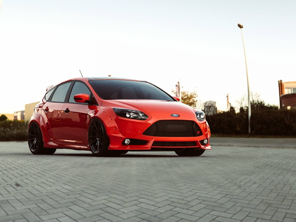 Ford Focus có thêm một lựa chọn độ thân vỏ mới tuyệt đẹp