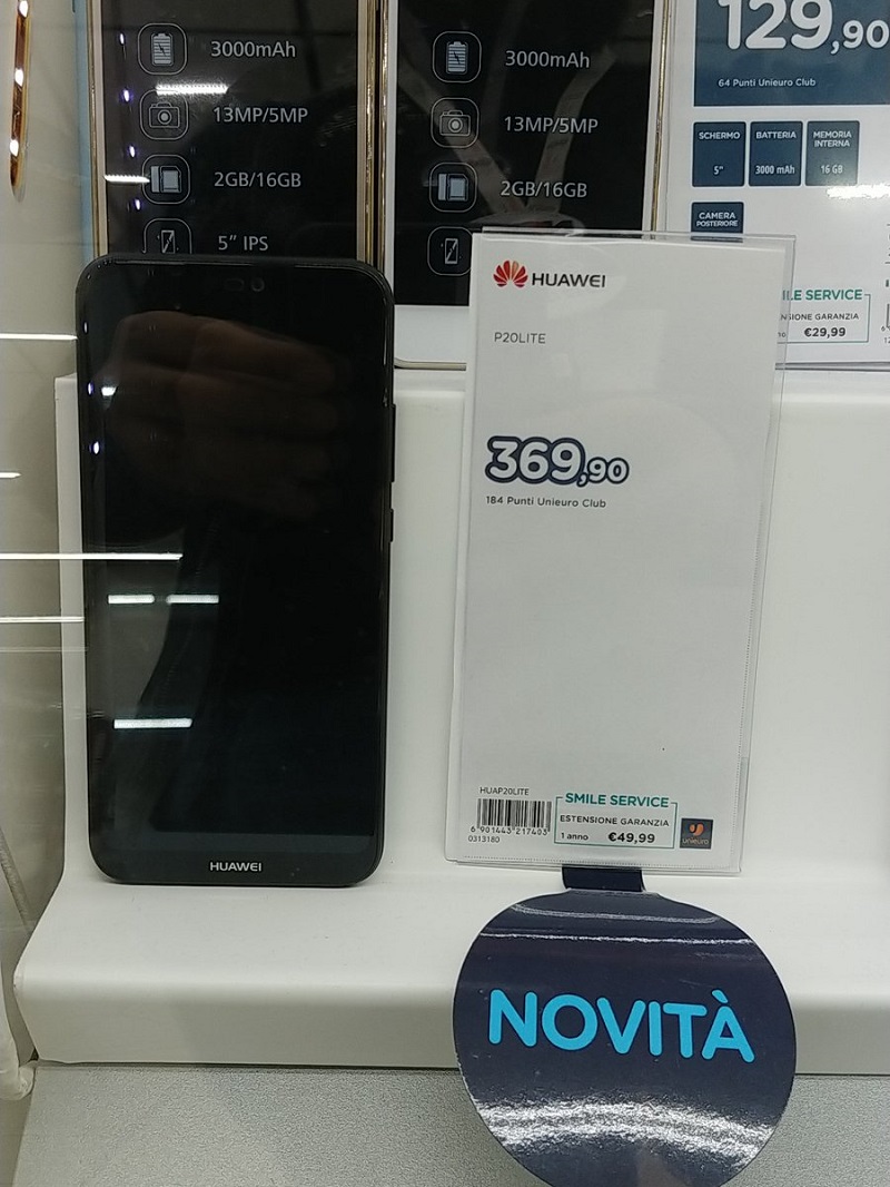 Huawei P20 Lite bất ngờ được bày bán tại Italia