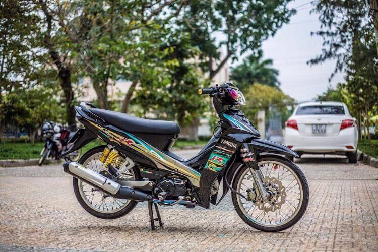 Sirius 110 độ nét đẹp thanh nhả khoe dáng giữa phố xinh