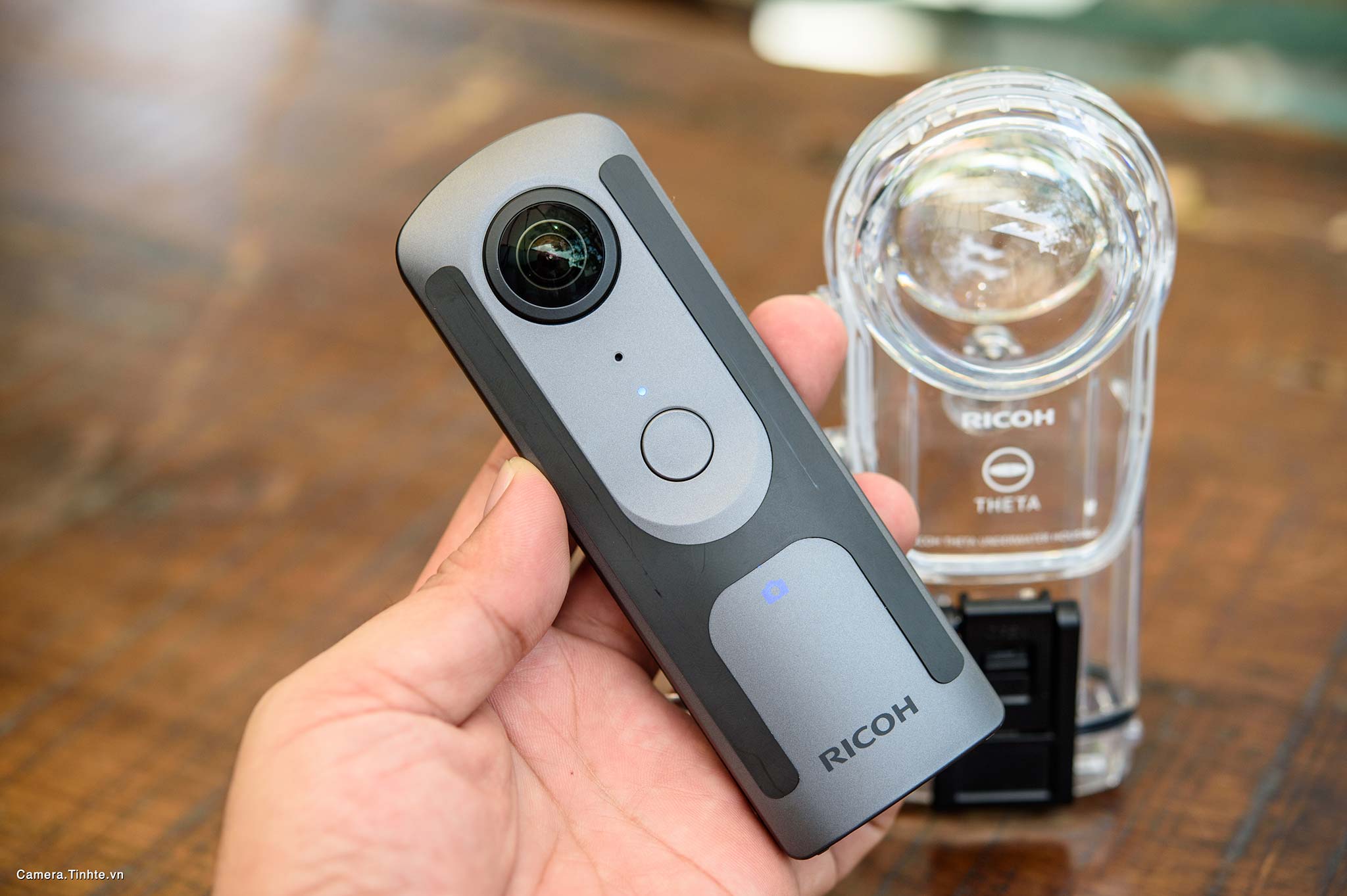 最終値下げ】RICOH THETA V(自撮り棒付)-