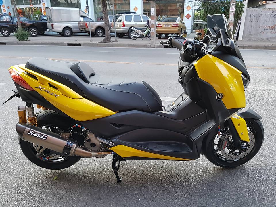 Yamaha X-MAX 400 sang trọng hơn với những thương hiệu được đính kèm