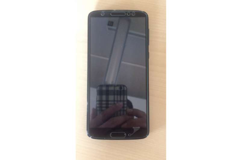 Hình ảnh thực tế và render của Moto G6 và G6 Plus bị rò rỉ trực tuyến