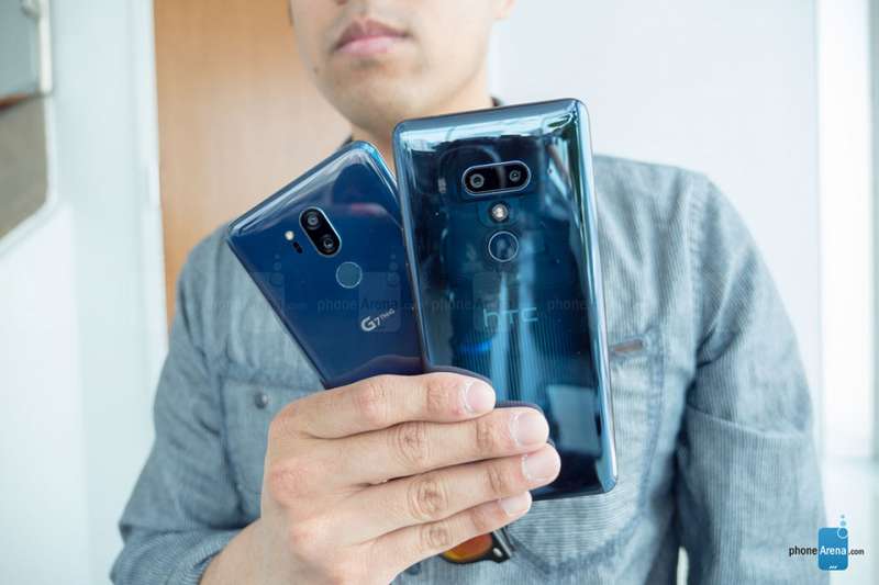 HTC U12+ vừa ra mắt có thể cạnh tranh trực tiếp với LG G7 ThinQ không?