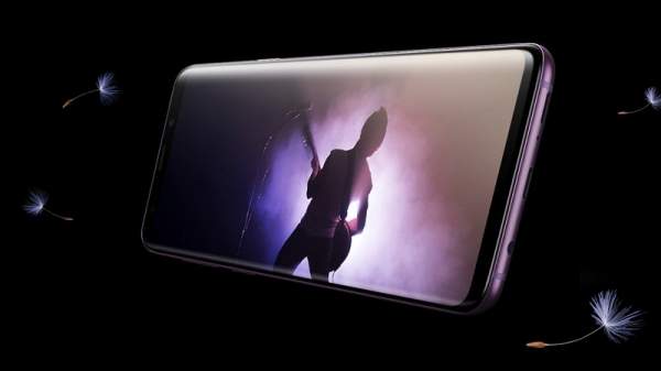 Samsung đã khắc phục được các vấn đề về dải màu của Galaxy S9