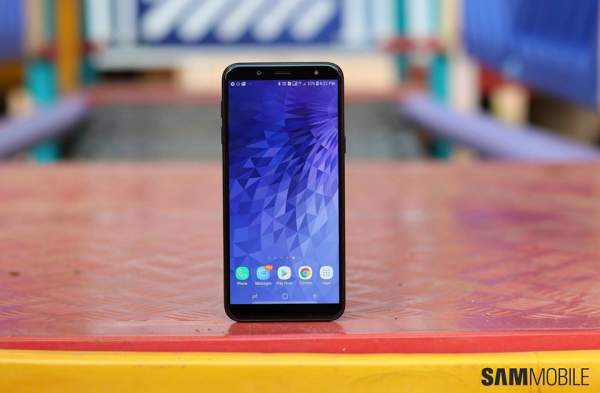 Trên tay Galaxy J6: màn hình tràn viền ấn tượng, cấu hình phần cứng tốt và giá hấp dẫn