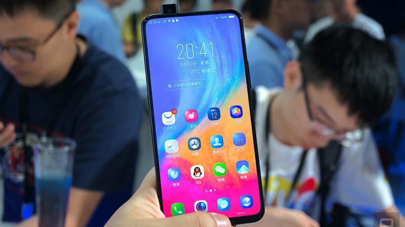 4 smartphone Android không "tai thỏ" nhưng viền màn hình vẫn siêu mỏng