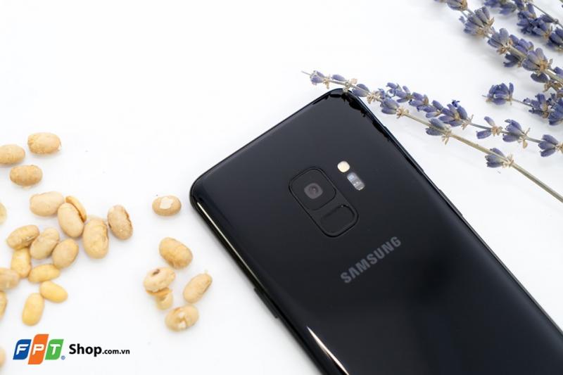 Galaxy S9 sẽ ra sao khi bị thả rơi từ độ cao hơn 300 mét