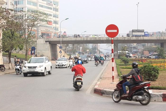 Lỗi đi ngược chiều phạt bao nhiêu tiền?