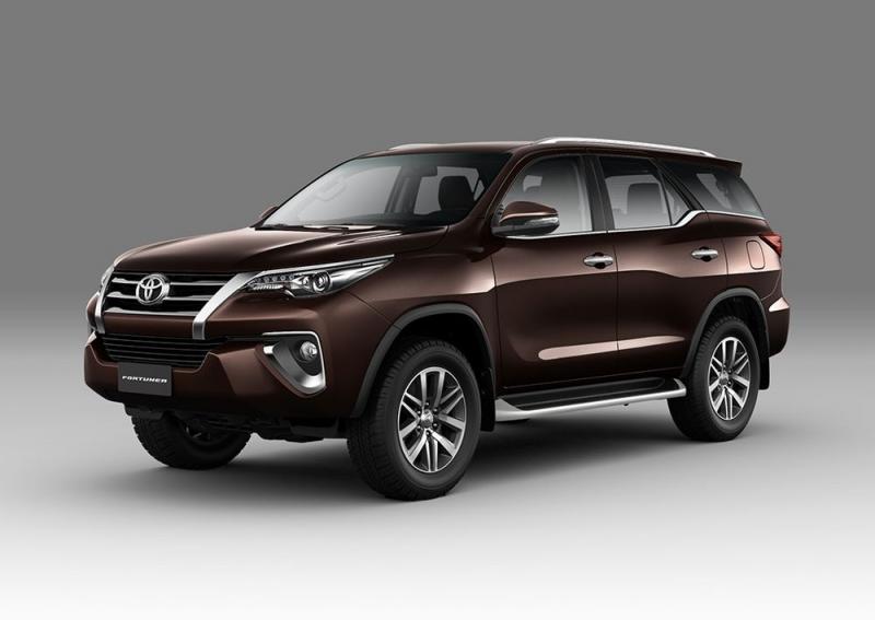 Toyota Fortuner 2018 sẽ được phân phối tại Việt Nam với 4 phiên bản