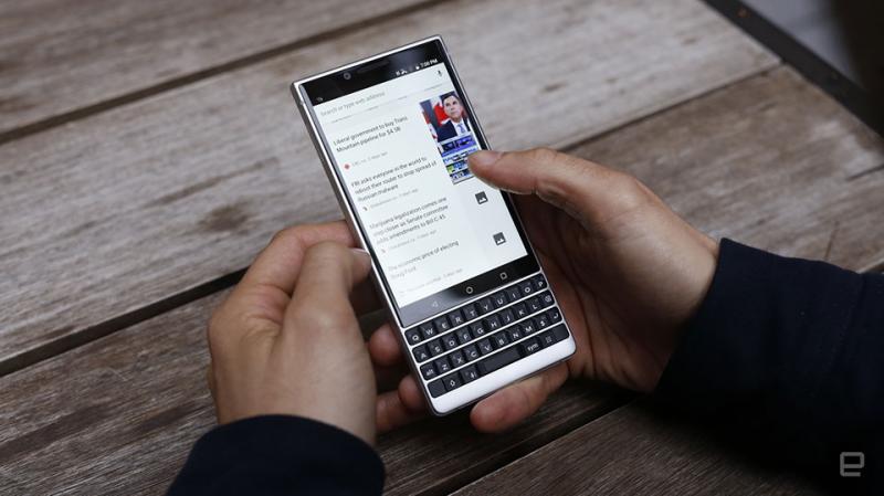 BlackBerry KEY2: Mạnh mẽ hơn, cao cấp hơn và hiện đại hơn dựa trên công thức KEYone