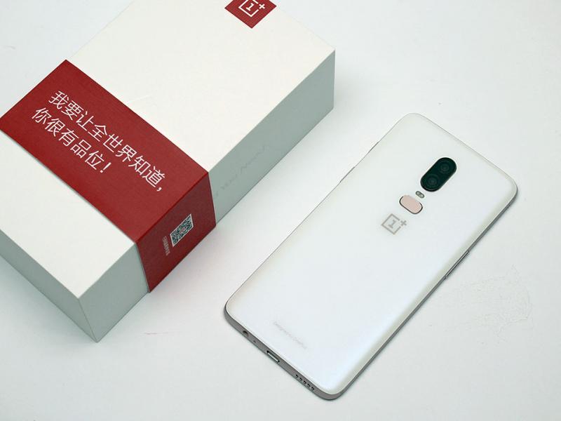 Trên tay OnePlus 6 Silk White: Thiết kế sang trọng và độc đá, giá phải chăng