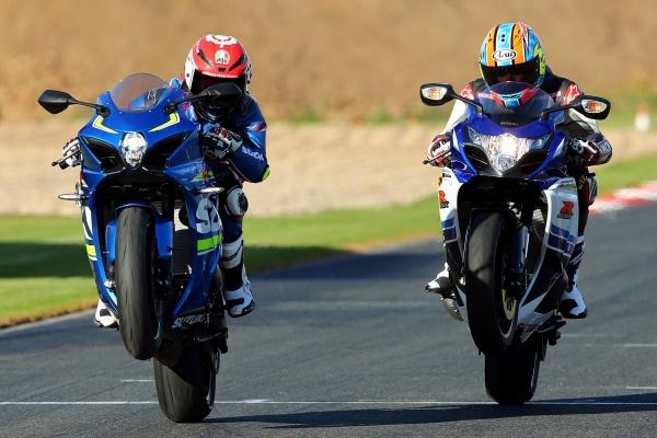 Vì sao tốc độ maxspeed đồng hồ của PKL chỉ dừng ở 299km/h?