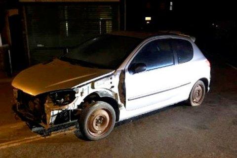 Cảnh sát "tá hỏa" khi nhìn thấy cảnh tượng này bên trong một chiếc ô tô