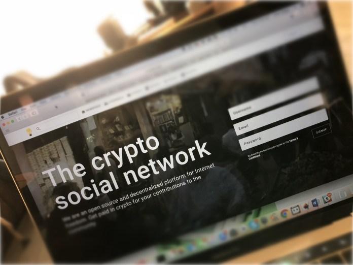 Chán mạng xã hội Facebook, dùng Minds, điều gì đang chào đón bạn?