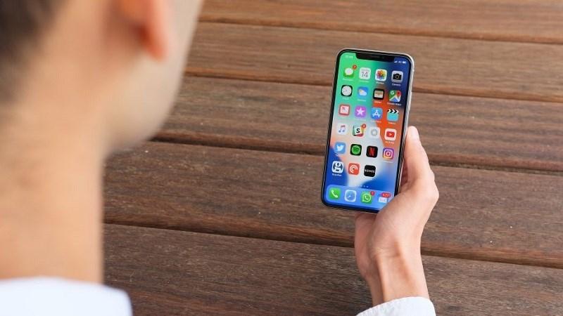 Bạn mong chờ những tính năng gì trên iPhone 9?