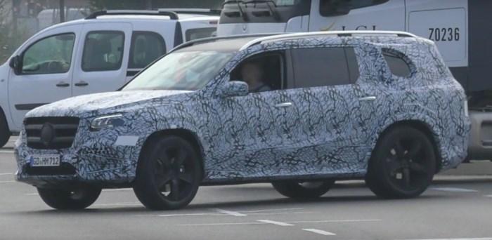 Bắt gặp Mercedes-Benz GLS thế hệ mới trên đường thử nghiệm