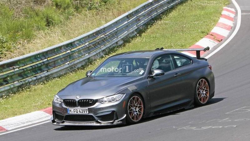 Bắt gặp phiên bản thử nghiệm của BMW M4 CSL trên đường