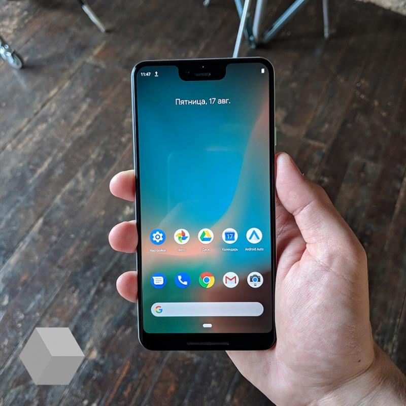 Pixel 3 XL xuất hiện hình ảnh trên tay rõ nét với tai thỏ và cạnh dưới cực lớn